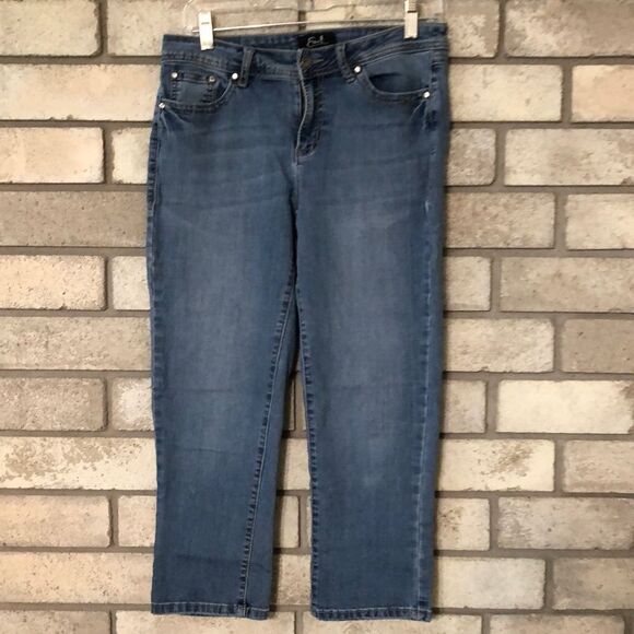 3For$20 jeans size 8 - Picture 1 of 5